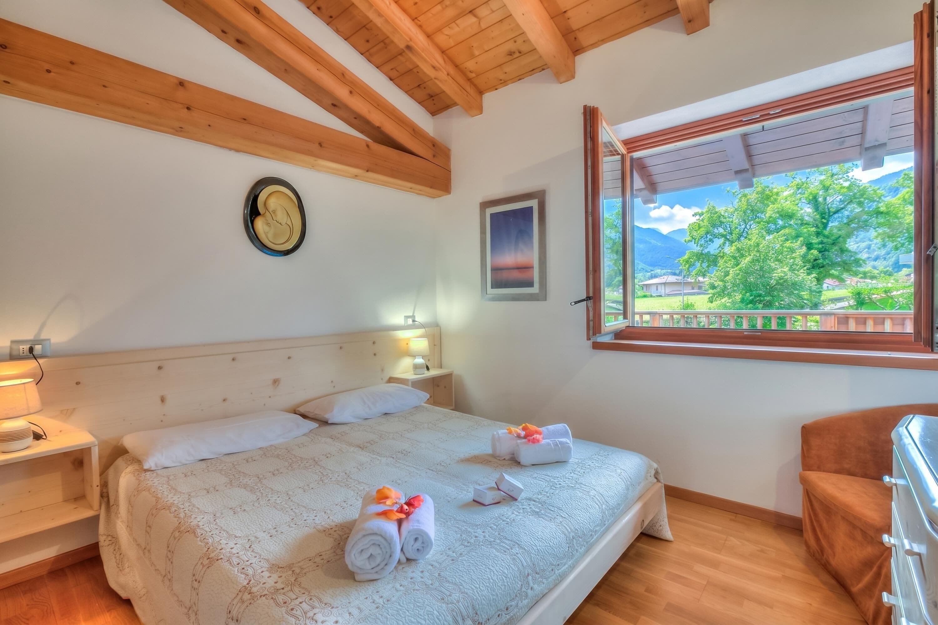 Rumah Keluarga, beberapa kamar (Casa Tra Borgo e Lago) | 2 kamar tidur, setrika/meja setrika, Wi-Fi gratis, dan seprai linen