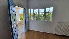 Villa Tradizionale | Area soggiorno | Smart TV 32 pollici con canali digitali, TV