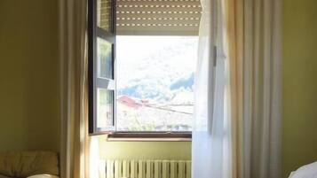 Desk, free WiFi, bed sheets