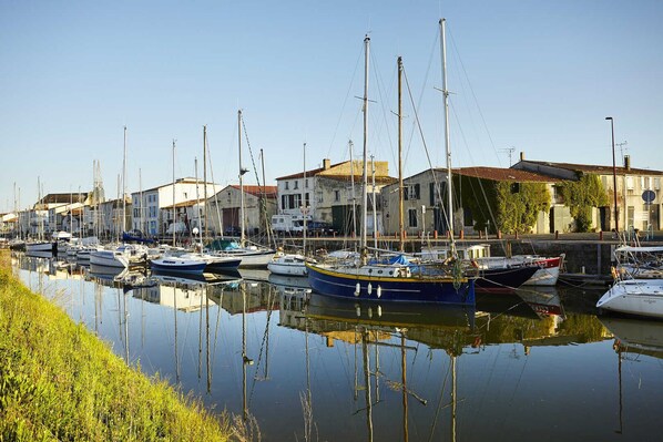 Marina