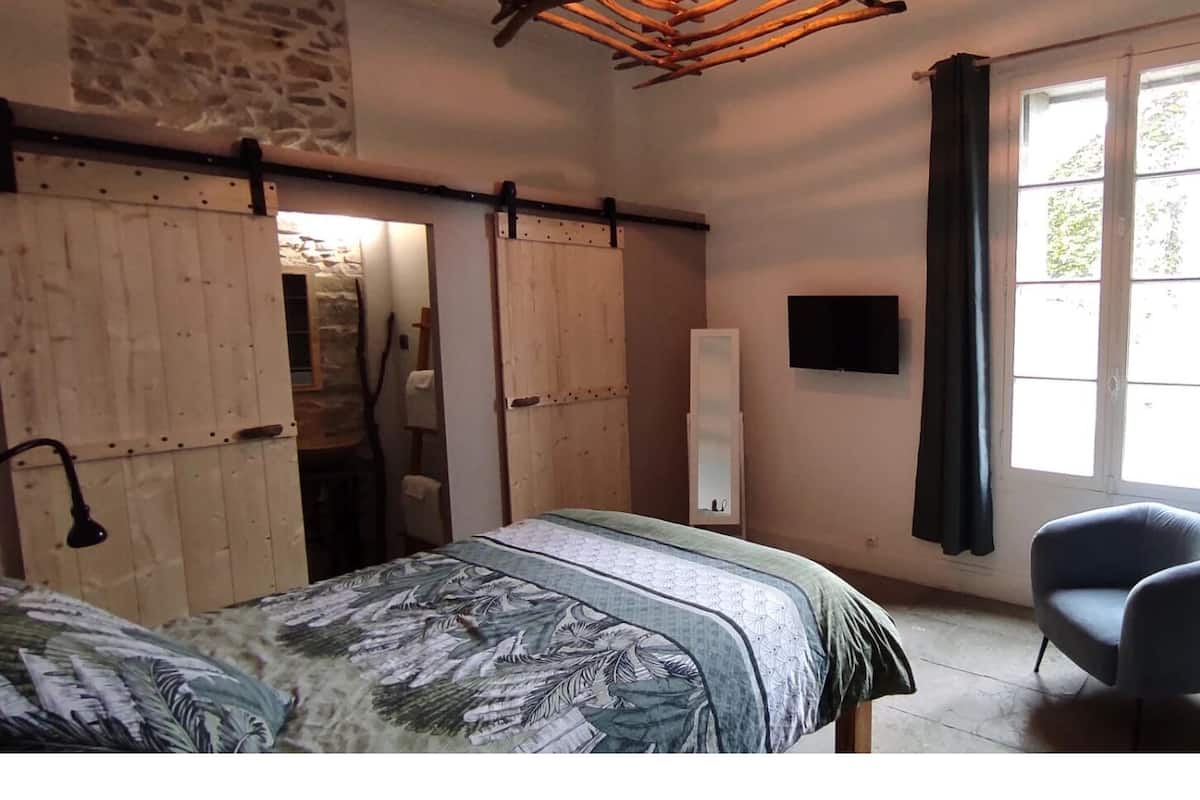 Quarto clássico, vista para o jardim | Individualmente decorados, individualmente mobiliados, Wi-Fi de cortesia