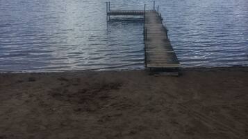 Beach nearby, sun-loungers