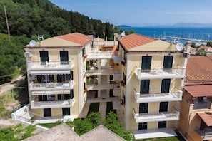 Front of property - Filoxenia Kirki apartments (Corfu)