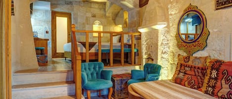 Deluxe Double Room | Premium bedding, in-room safe, soundproofing, iron/ironing board