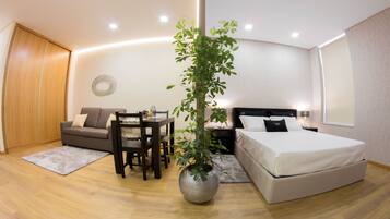 1 bedroom, iron/ironing board, internet, bed sheets