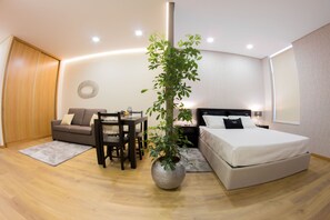 1 bedroom, iron/ironing board, Internet, bed sheets