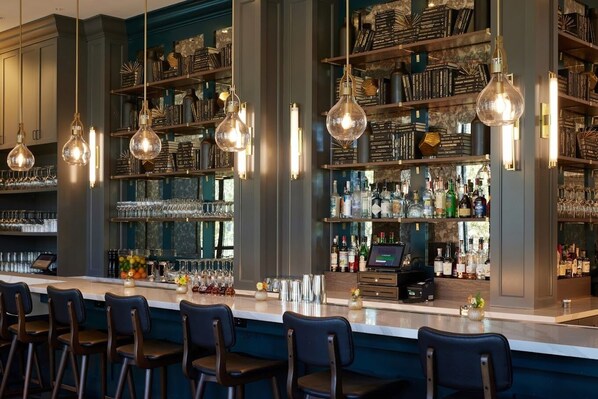 Bar (en la propiedad)