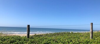 15-minute bike ride from the sea! Lovely vacation bungalow with spacious garden.