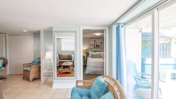 3 bedrooms, internet, bed sheets