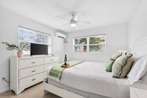 3 dormitorios, tabla de planchar con plancha, wifi gratis y ropa de cama