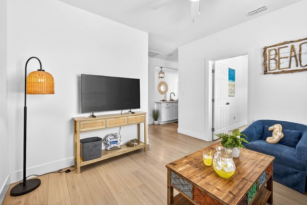 Smart TV, offices