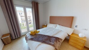 2 chambres, fer et planche à repasser, Wi-Fi gratuit