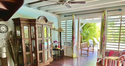 Villa Sisley, 4 p, private swimming pool, beach 100 m