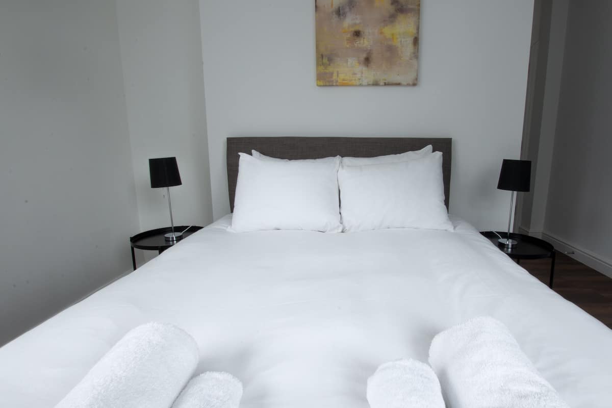 Two Bedroom Apartment - Sleeps 3