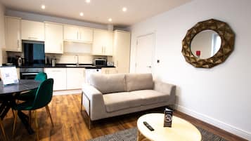 公寓, 2 間臥室 (Sleeps 3) | 客廳 | 平面電視