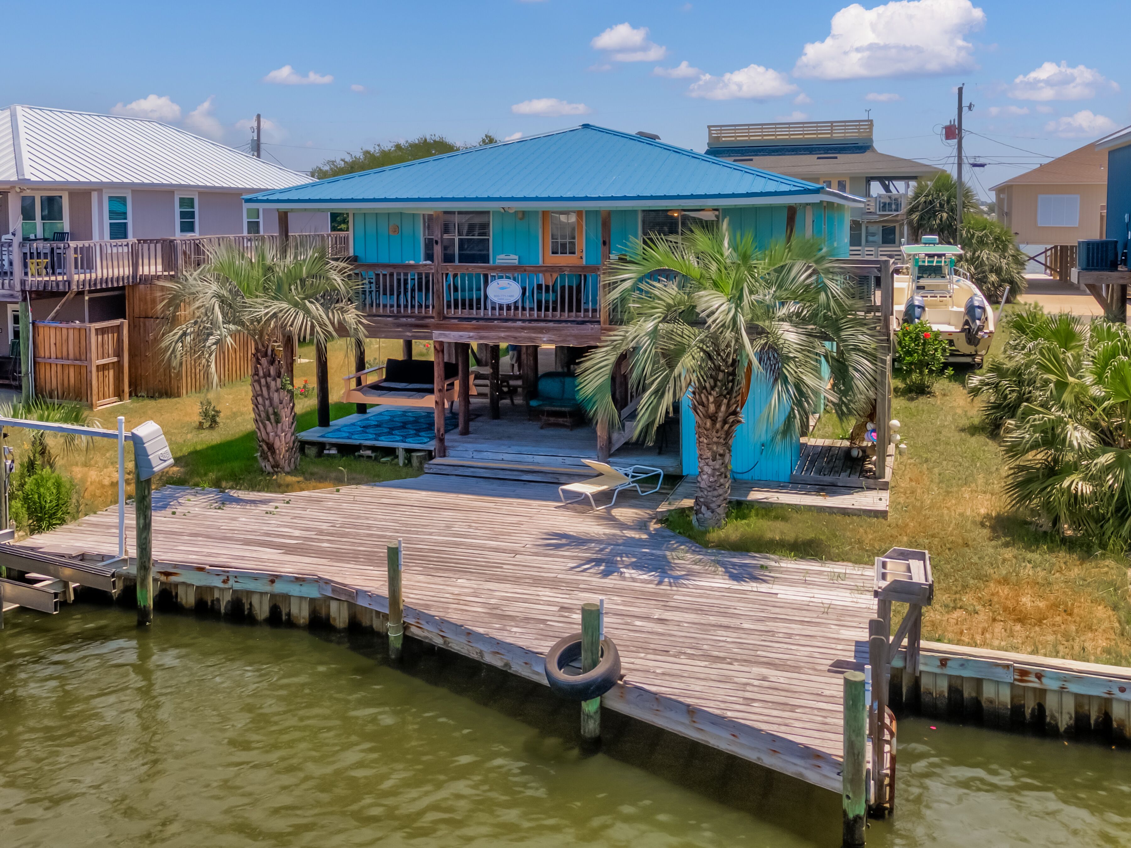 On the canal, great for kayakers, fishermen. Close to beach! - Casa Azul