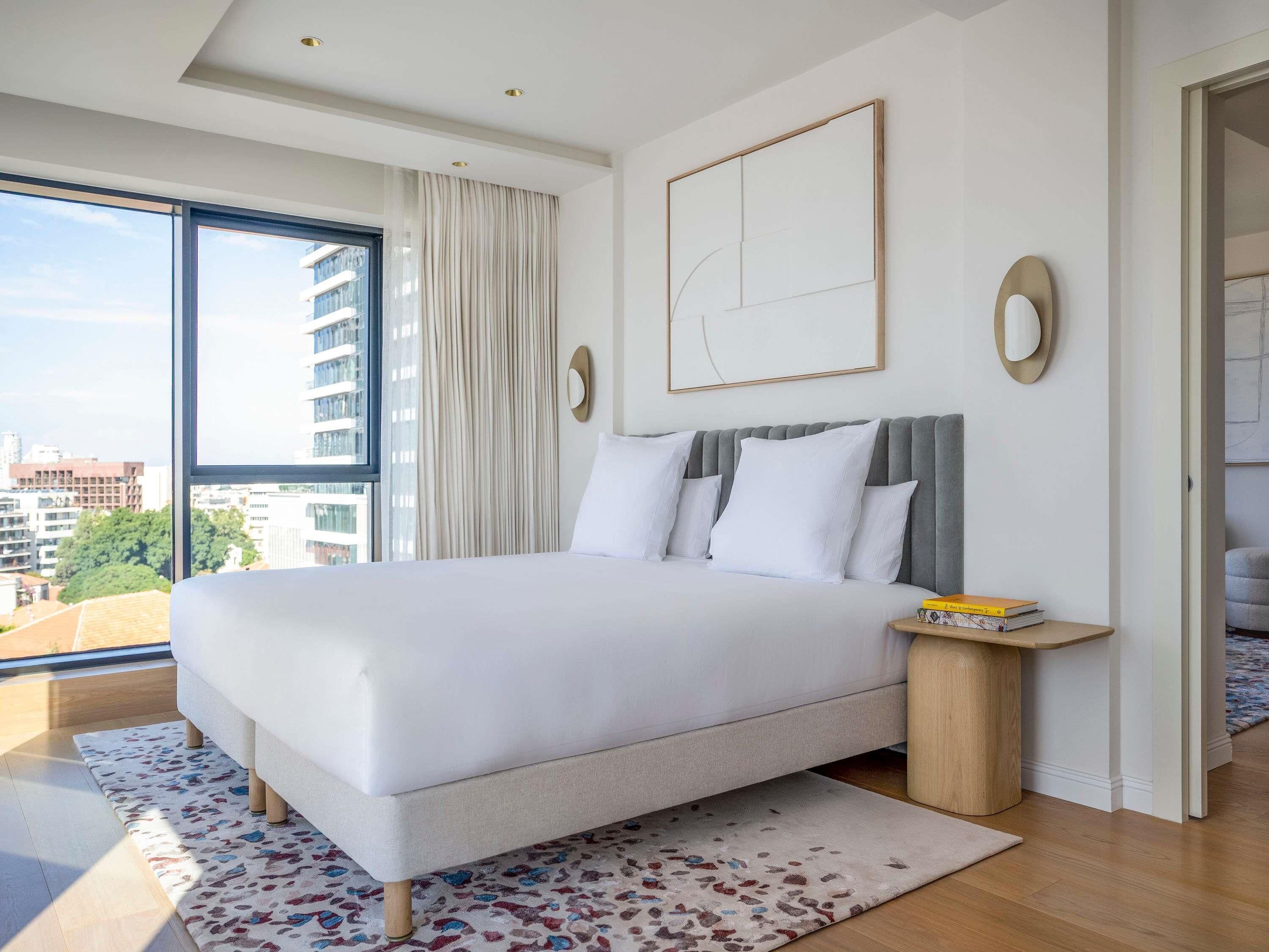 Articles gratuits dans le mini-bar, coffres-forts dans les chambres