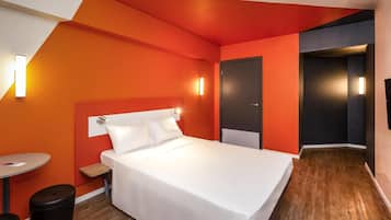 Chambre Standard, 1 lit double | Décoration personnalisée, ameublement personnalisé, rideaux occultants