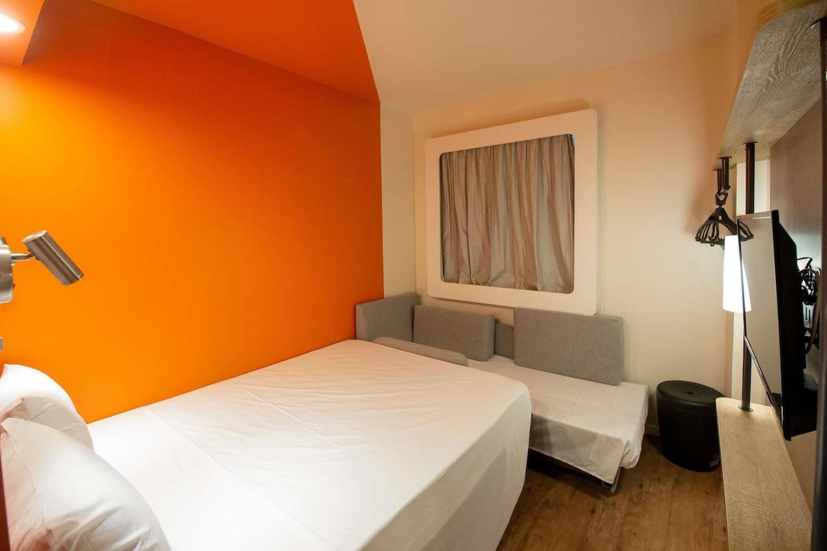 Standard Room, 1 Double Bed with Sofa bed