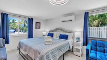 Studio | Iron/ironing board, WiFi