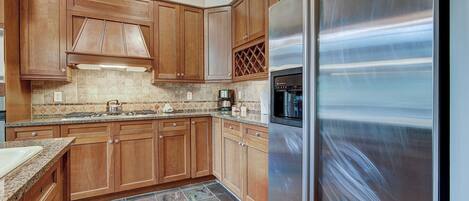 Kondominium, 2 kamar tidur | Dapur pribadi | Oven dan mesin pembuat kopi/teh