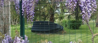 Ideal for relaxing, visiting the marshes, overlooking the pool, gardens, boating, cycling...