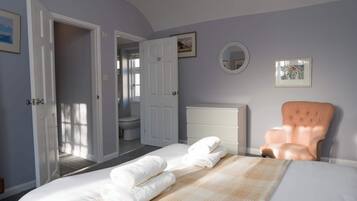 3 chambres, fer et planche Ă repasser, lit parapluie, Wi-Fi