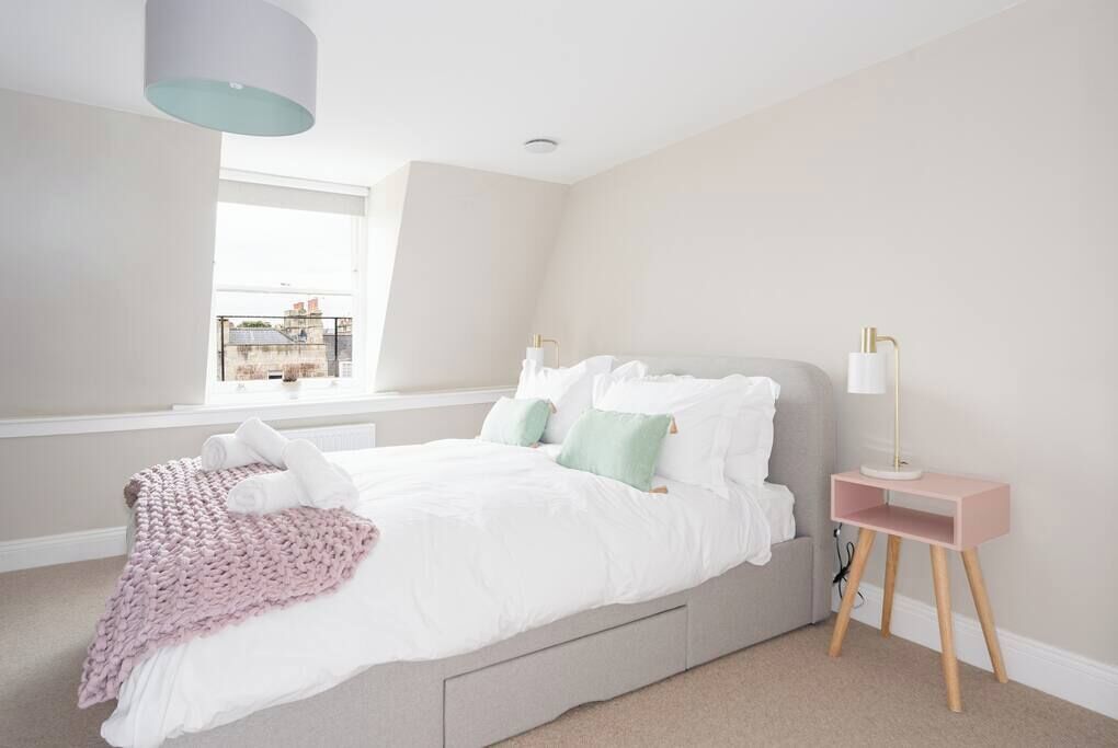 2 bedrooms, iron/ironing board, travel cot, WiFi