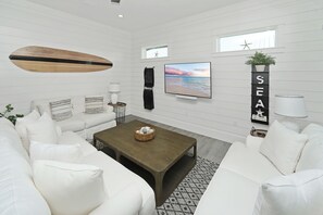 Smart TV, tavolo da calcetto