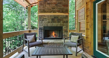 Spacious, New Cabin! New Hot Tub, Fire Pit, and Game Room! Dog-Friendly!