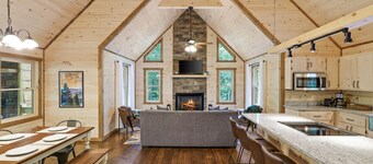 Spacious, New Cabin! New Hot Tub, Fire Pit, and Game Room! Dog-Friendly!