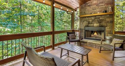 Spacious, New Cabin! New Hot Tub, Fire Pit, and Game Room! Dog-Friendly!