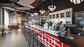 Bar (in der Unterkunft)