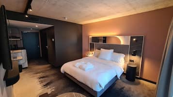 Minibar, individually decorated, soundproofing, free WiFi