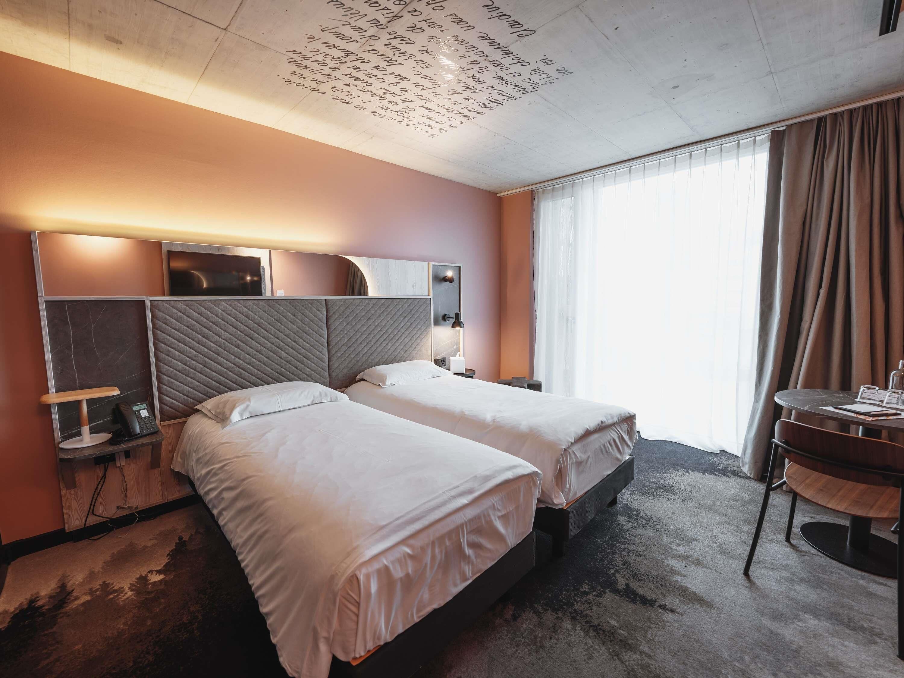 Classic Room, 2 Twin Beds | Minibar, individually decorated, soundproofing, free WiFi