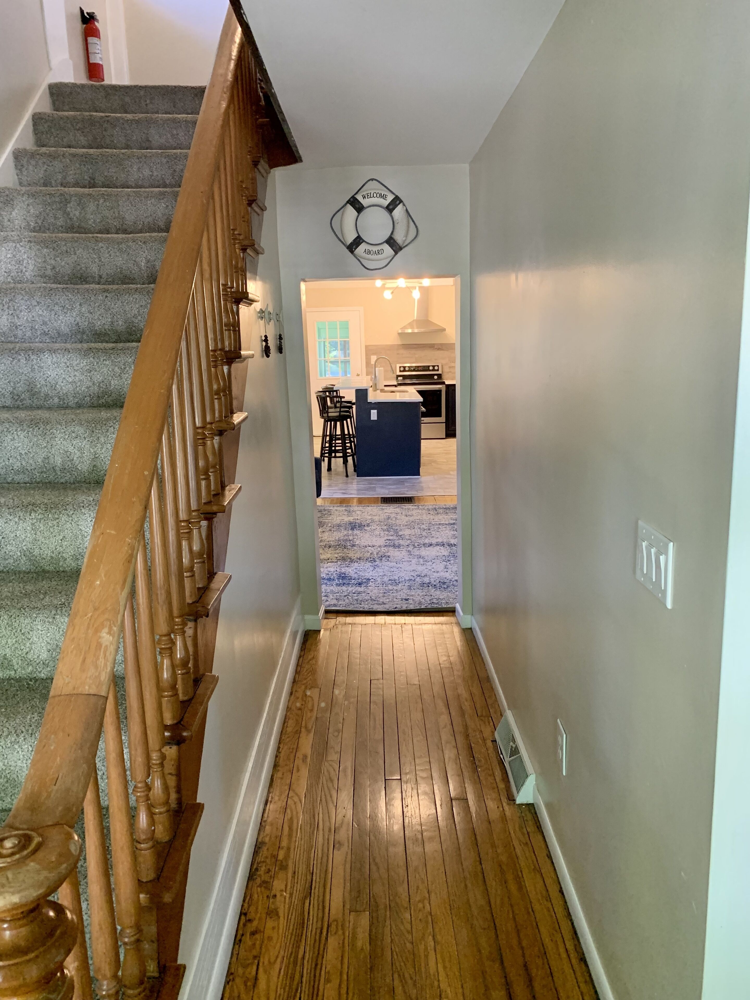 Entire Home in Downtown Ludington!! Only blocks from the beach!