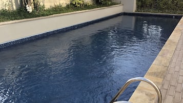 Piscina externa