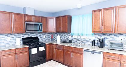 Luxury 3 Bedrooms 2 Bath 10 mins from EWR, Easy Commute to NYC