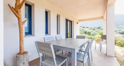 Brand new apartment in contemporary villa
