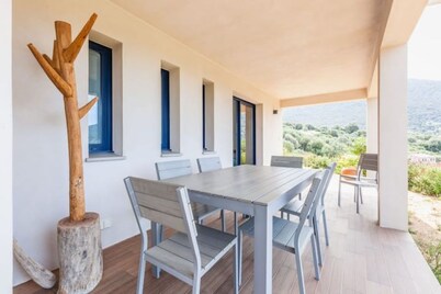 Brand new apartment in contemporary villa