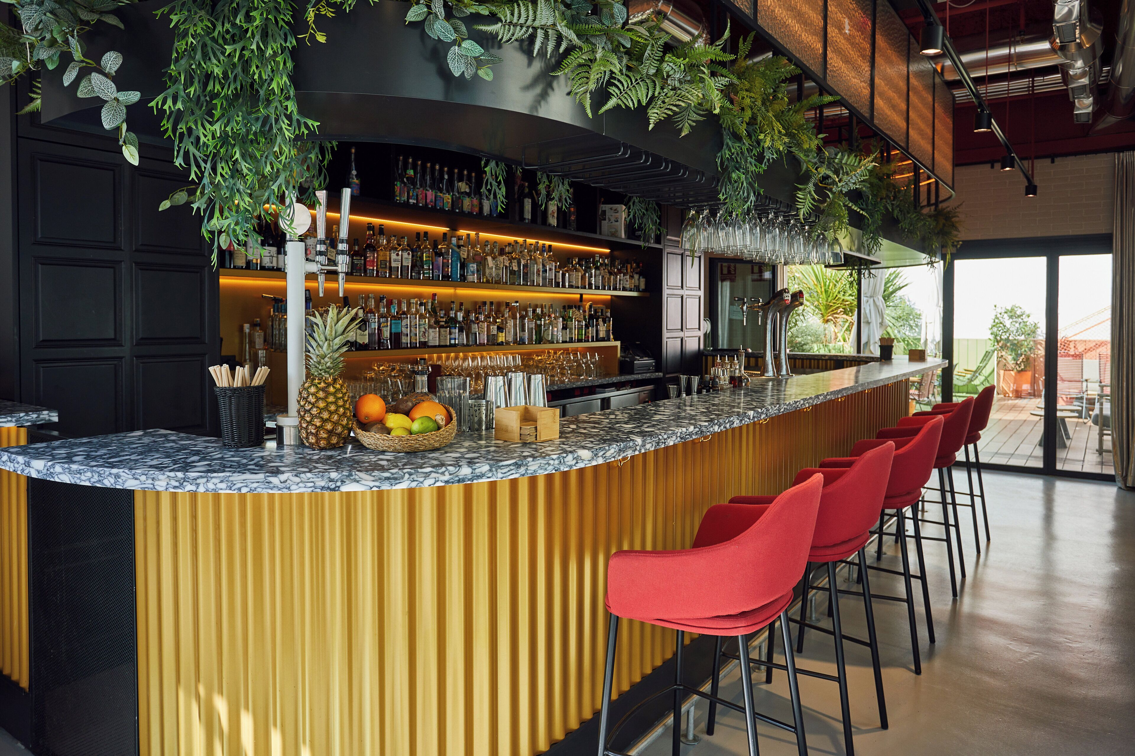 Bar (en la propiedad)