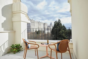 Exclusive Double Room | Balcony