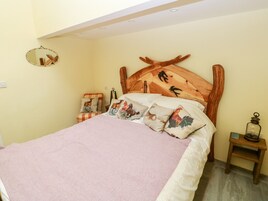 Cottage | 1 bedroom, individually decorated, individually furnished, free WiFi