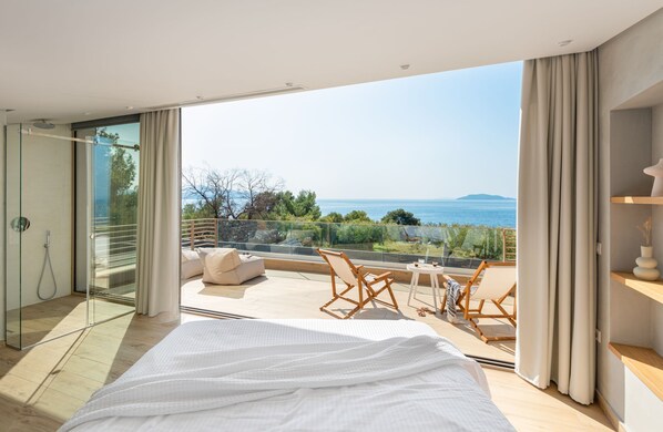 3 sovrum, värdeförvaringsskåp på rummet och strykjärn/strykbräda