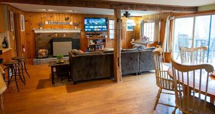 Village Home with 15 acre backyard on the river
