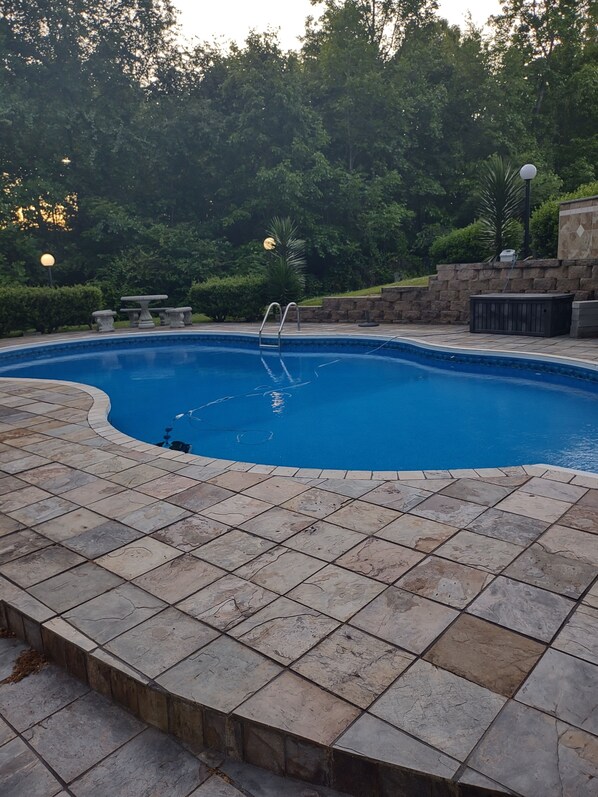 Outdoor pool, a heated pool