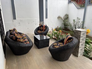 Terrace/patio - Magnificent house in quiet residential area (Yaoundé)