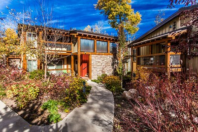 Willows Condos by Snowmass Vacations