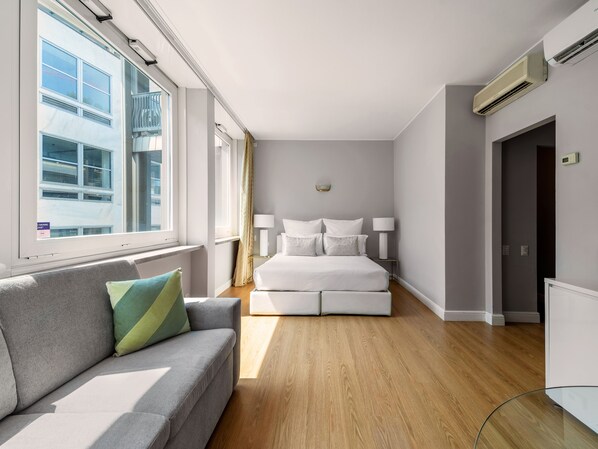 Medium Studio, Kitchenette and Sofa Bed