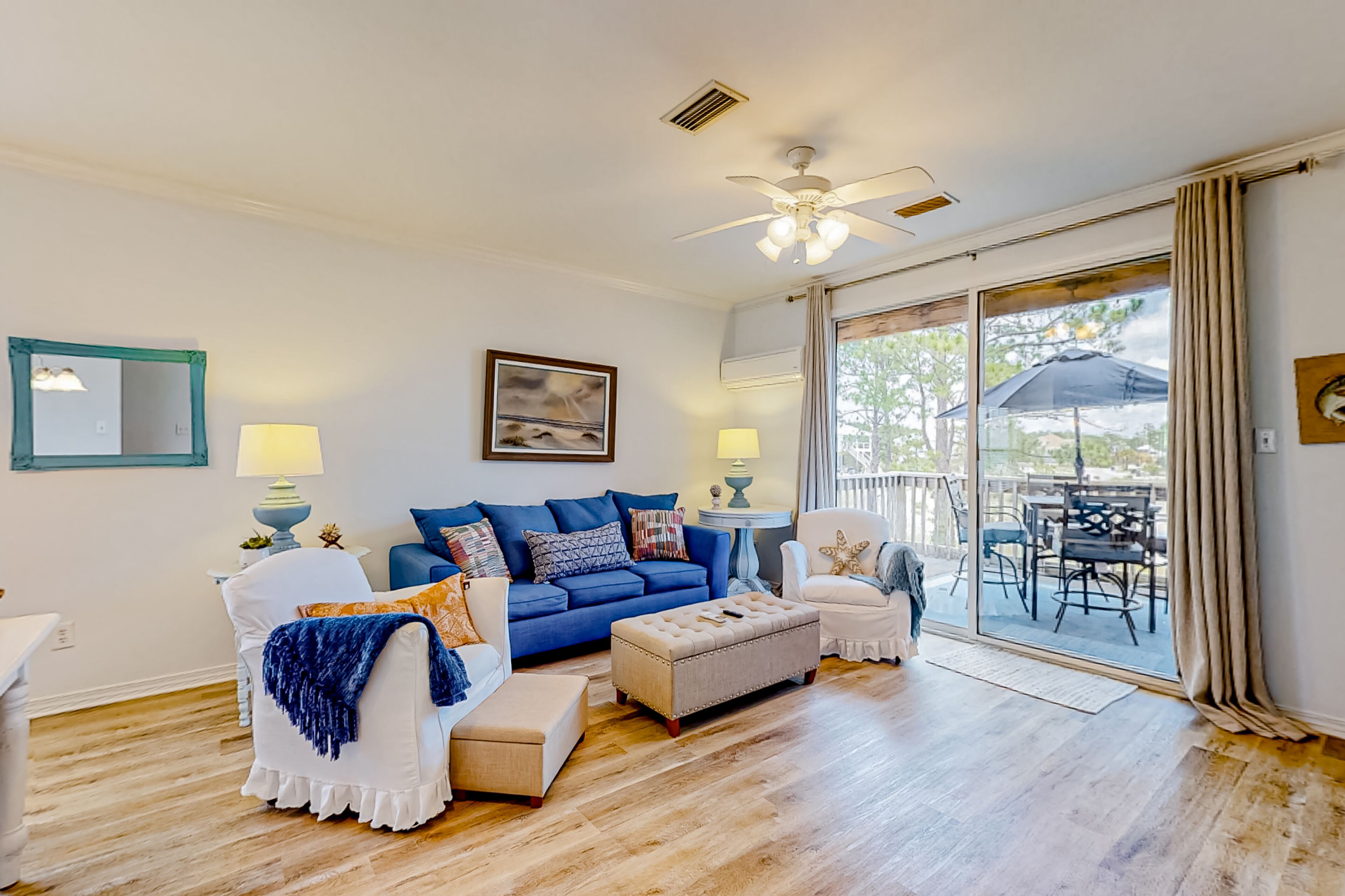 Fantastic island condo with beach access, 2 pools, free WiFi, & furnished patio